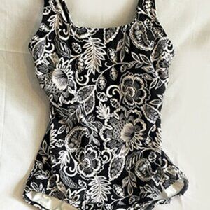 Lands End One Piece bathing suit